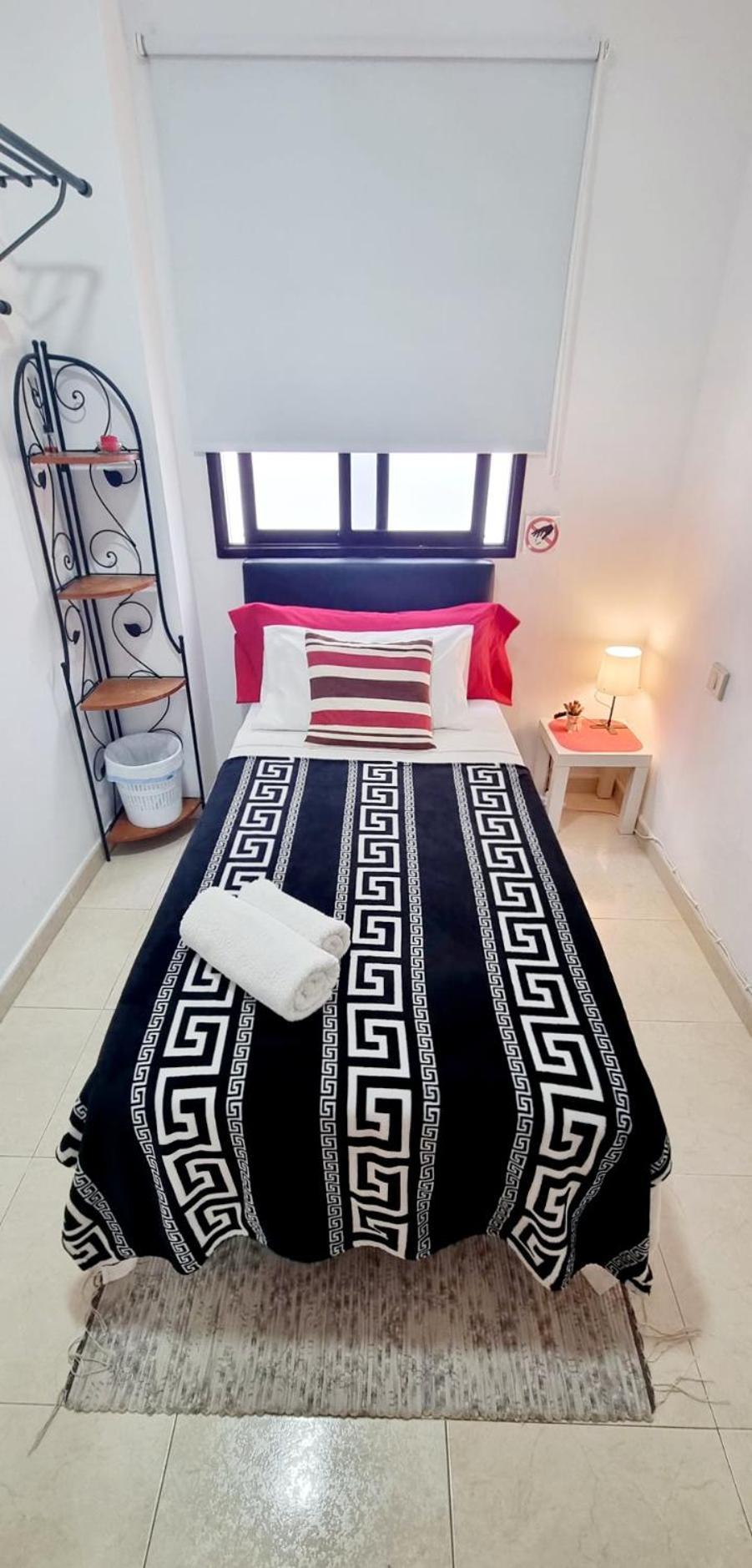Almar We Go! Habitaciones Privadas En Alcala - Private Rooms - Pieces Privees - In Shared Apartment Экстерьер фото