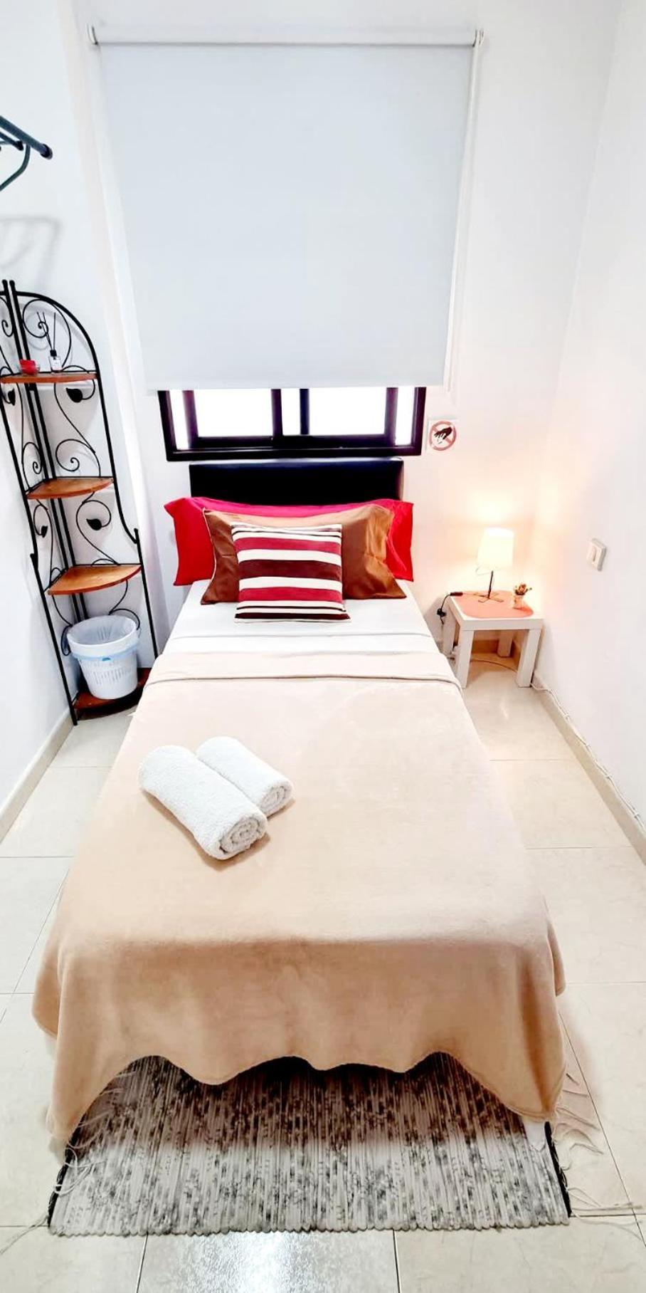 Almar We Go! Habitaciones Privadas En Alcala - Private Rooms - Pieces Privees - In Shared Apartment Экстерьер фото